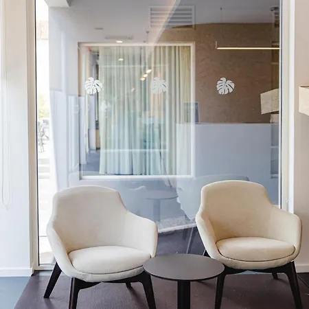 Otel Canadiano Urban Nature