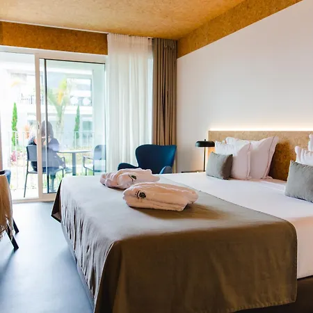 Otel Canadiano Urban Nature Ponta Delgada