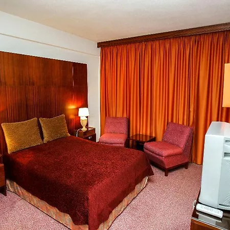 Canadiano Urban Nature Otel
