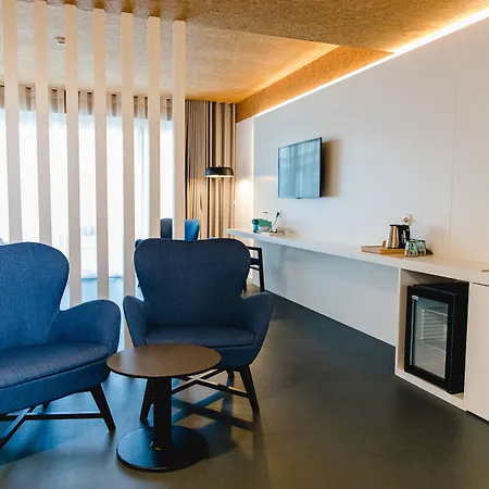 Hotel Canadiano Urban Nature 3*