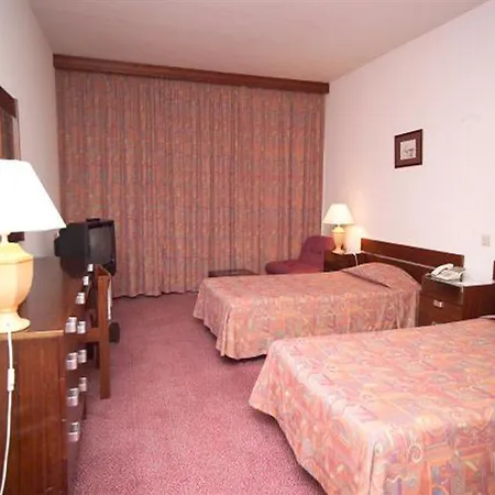 Canadiano Urban Nature Otel