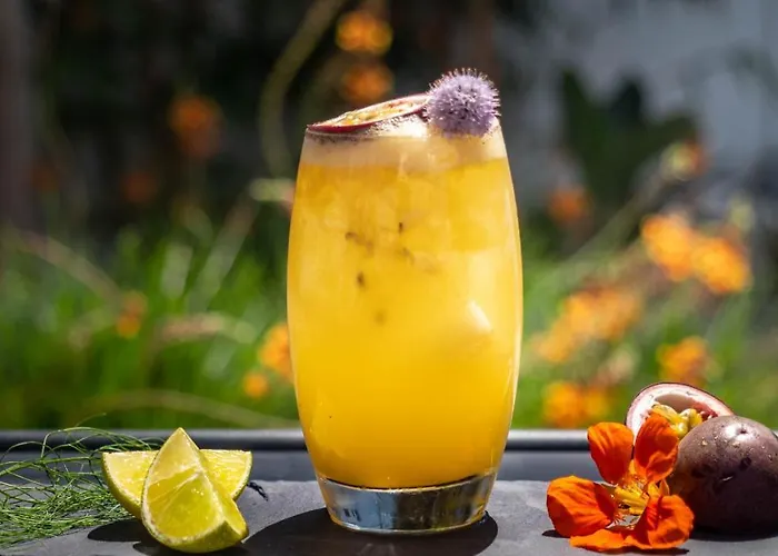 Canadiano Urban Nature מלון Ponta Delgada