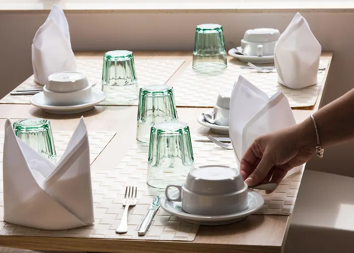 מלון Canadiano Urban Nature Ponta Delgada