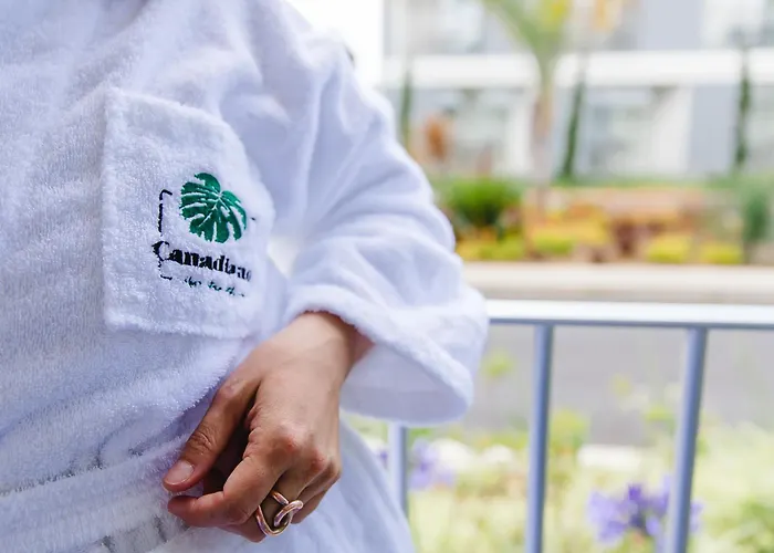 Hotel Canadiano Urban Nature