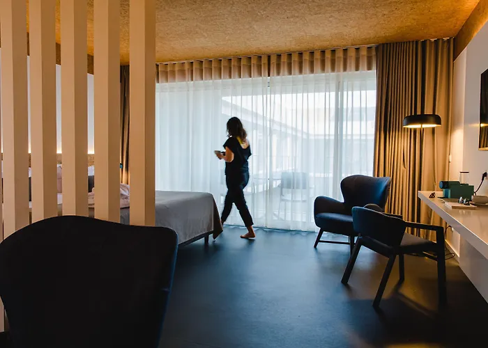 Hotel Canadiano Urban Nature 3*